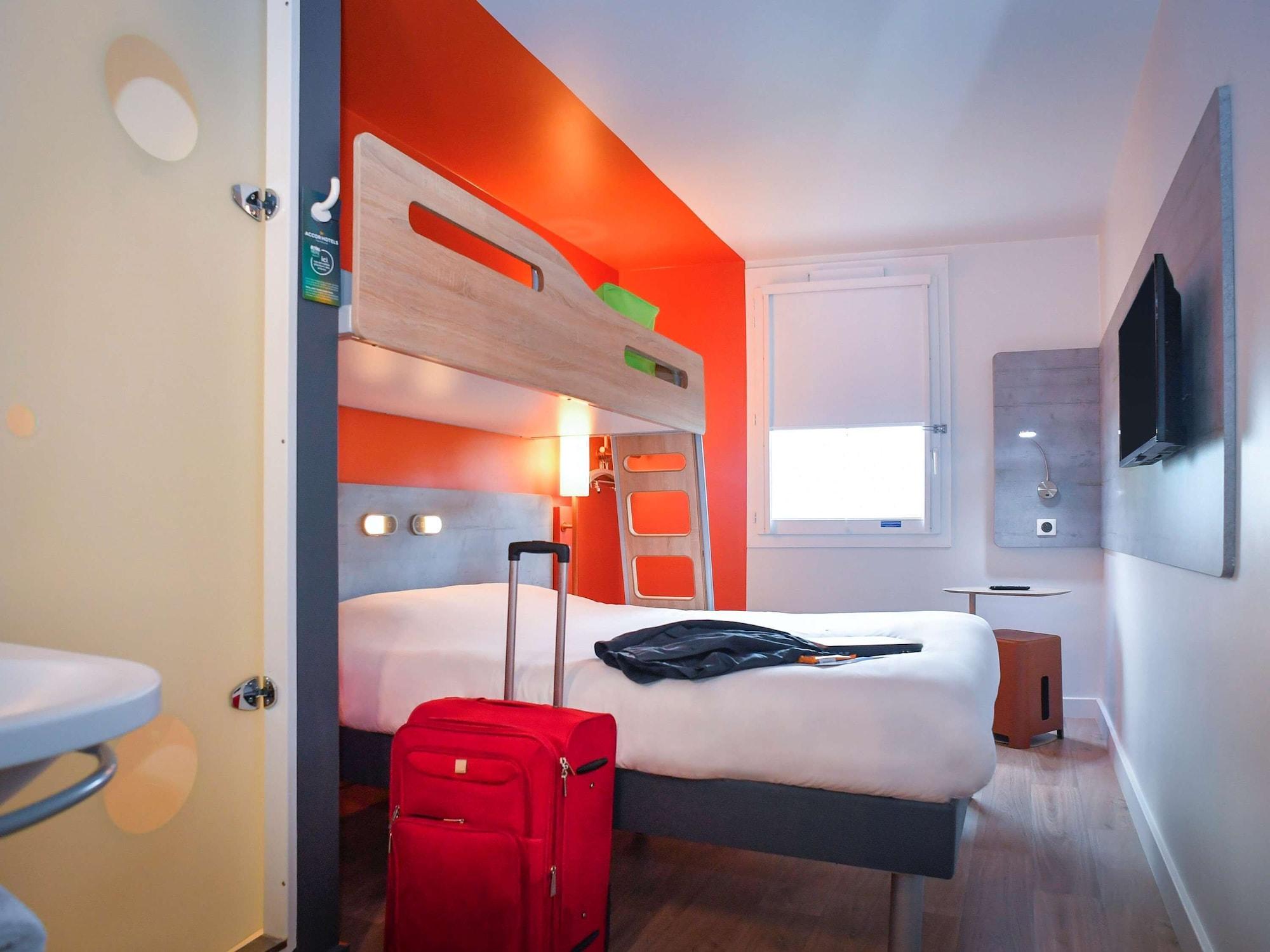 Ibis Budget Coutances Exteriér fotografie