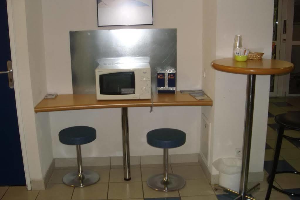 Ibis Budget Coutances Exteriér fotografie